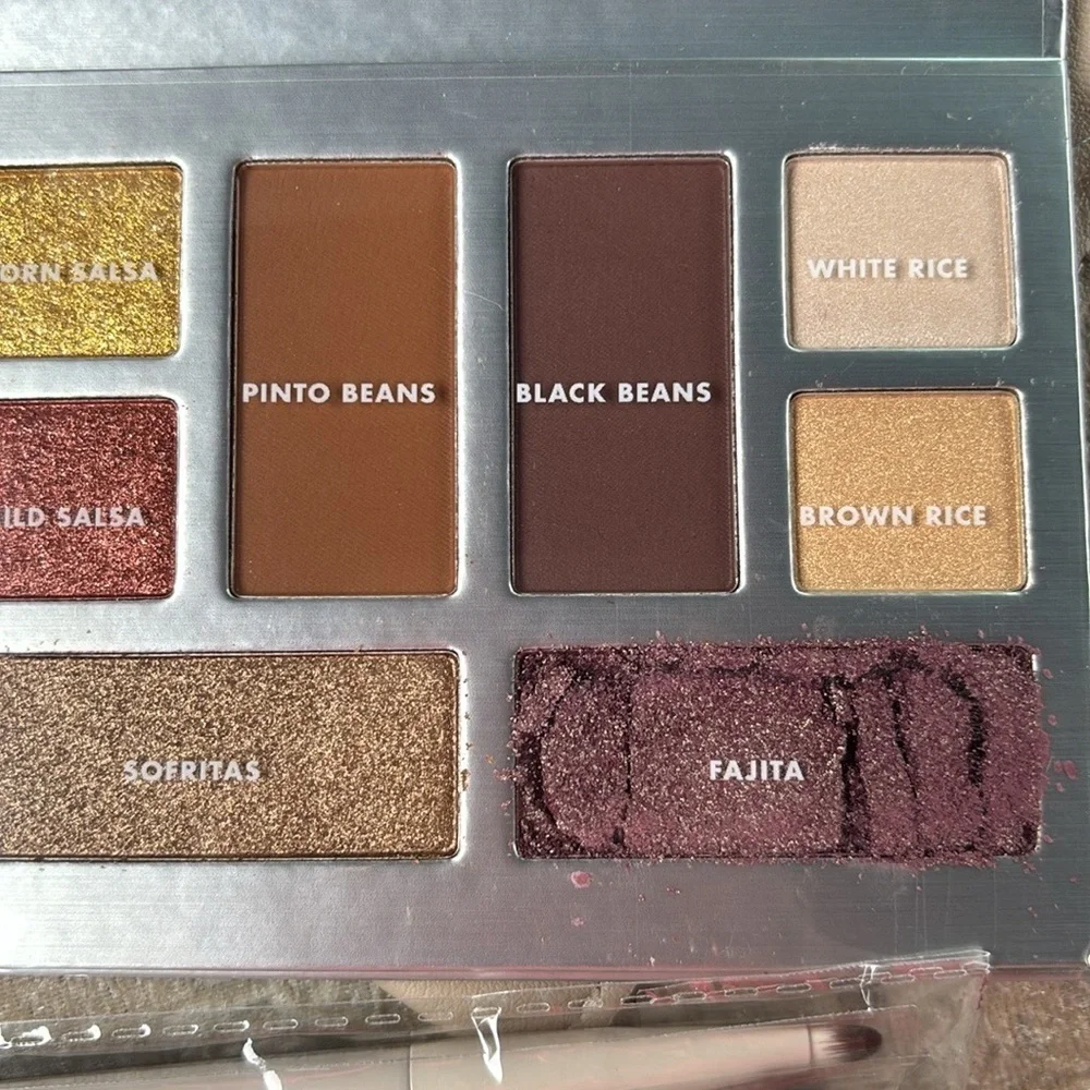 Brand New Elf x Chipotle Mexican Eyeshadow Palette & 10-Piece Brush Set w/ Pouch